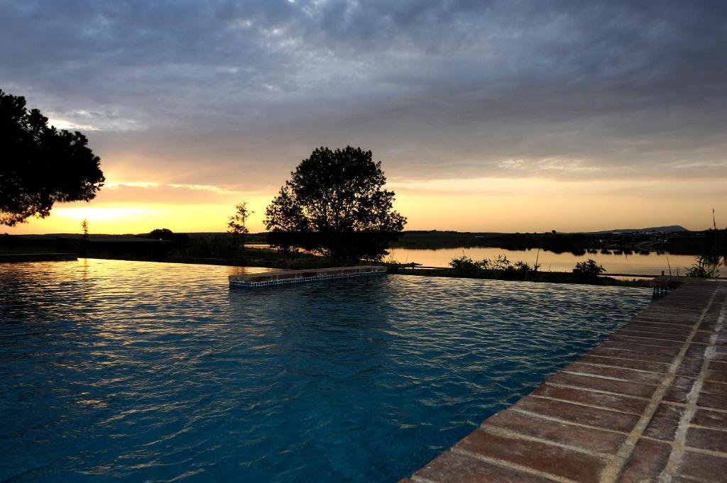 Casas De Juromenha Guest House Exterior photo